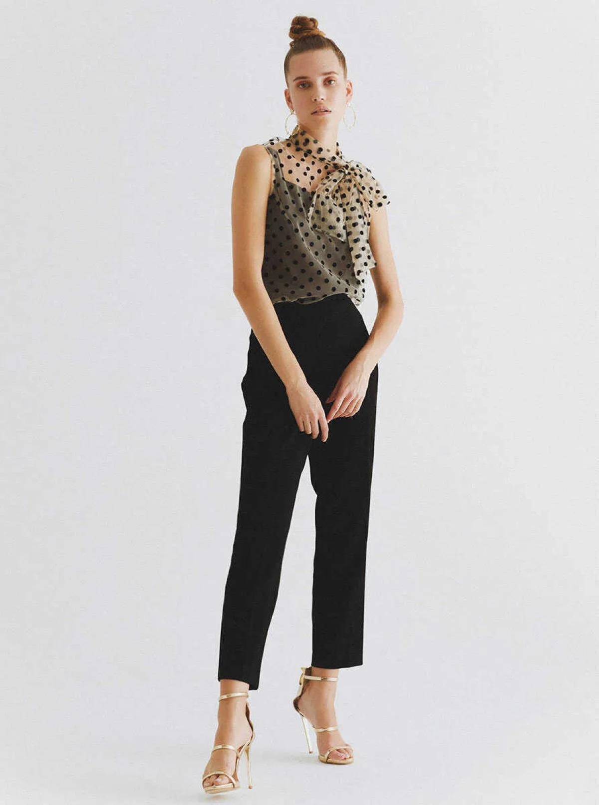  Kısa Paçalı Pantolon Siyah - 1