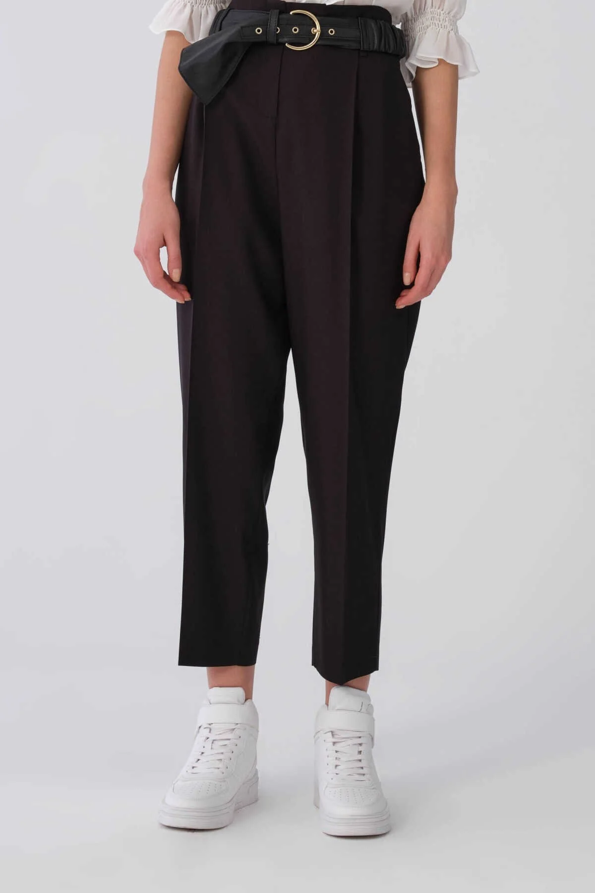 Kısa Paçalı Pantolon Siyah - 1