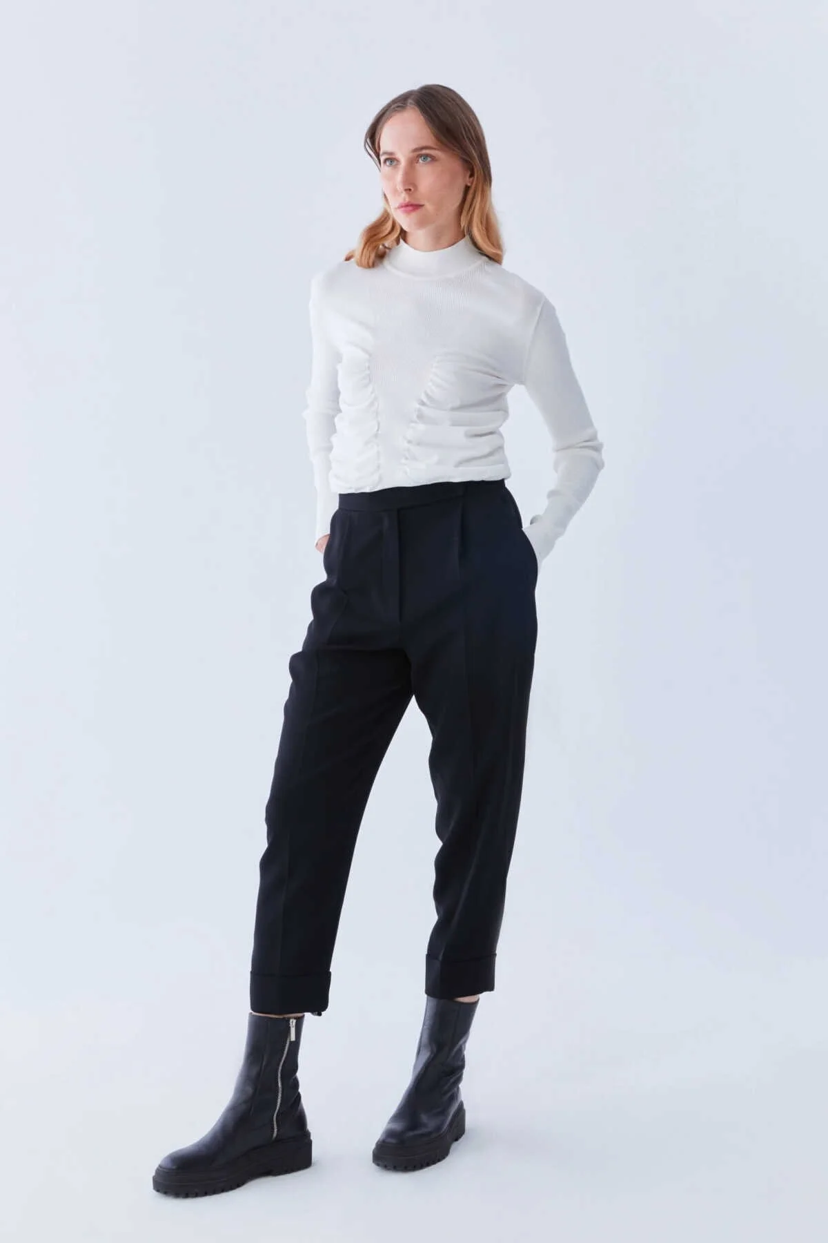  Kısa Ve Duble Paça Kadın Pantolon Siyah - 1