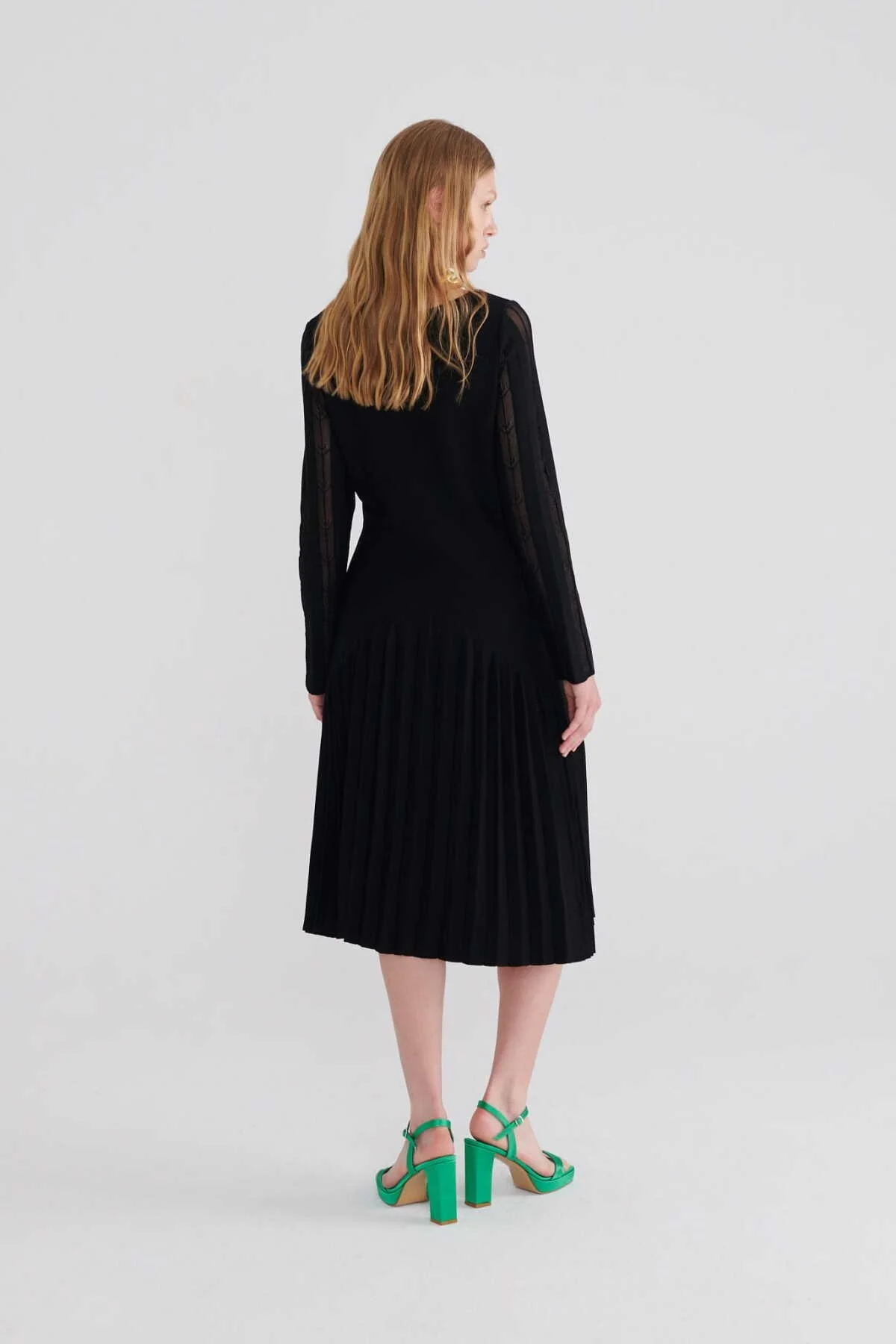  Kol Detaylı Triko Elbise Siyah - 2