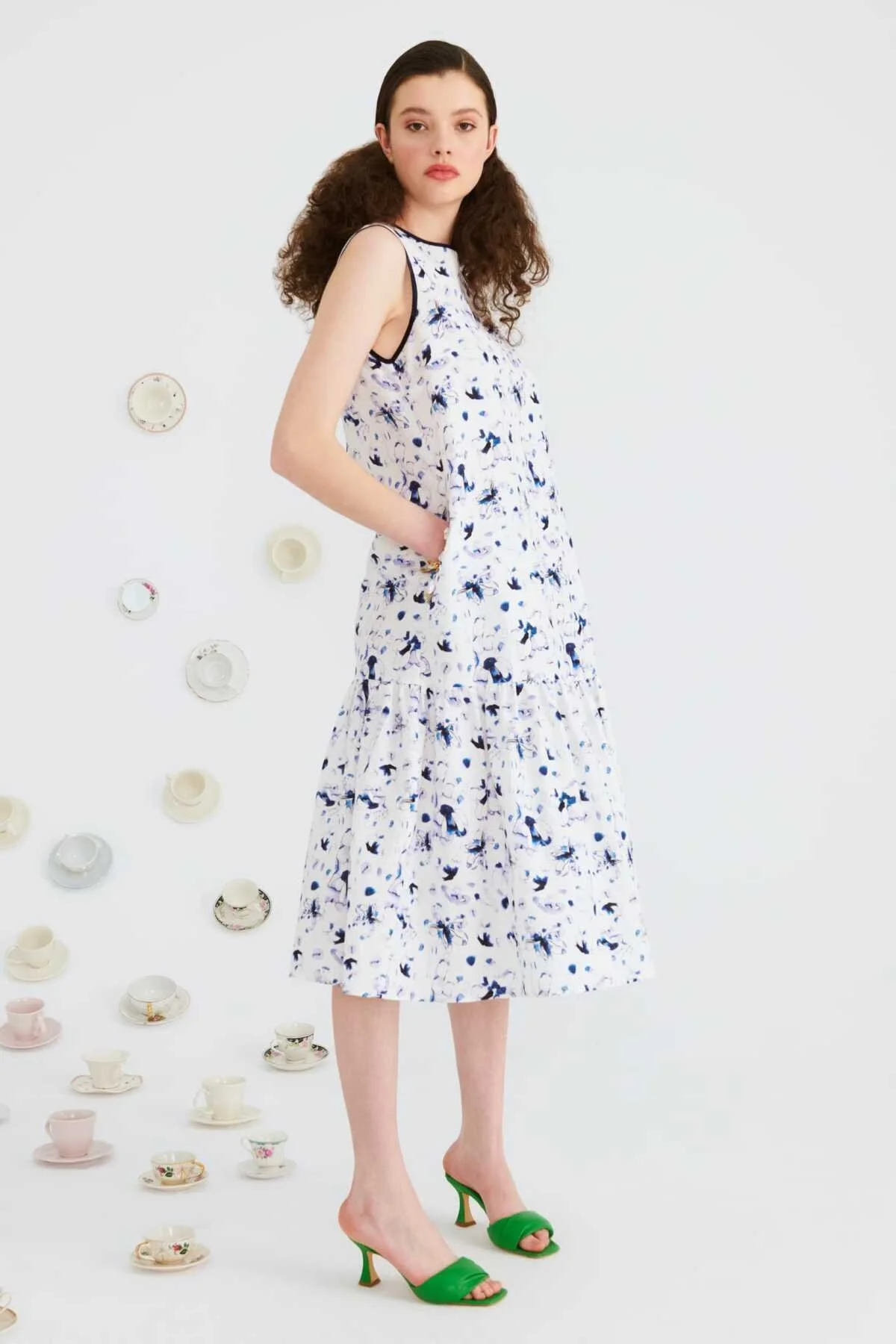 Kolsuz Desenli Midi Boy Elbise Standart Renk - 3