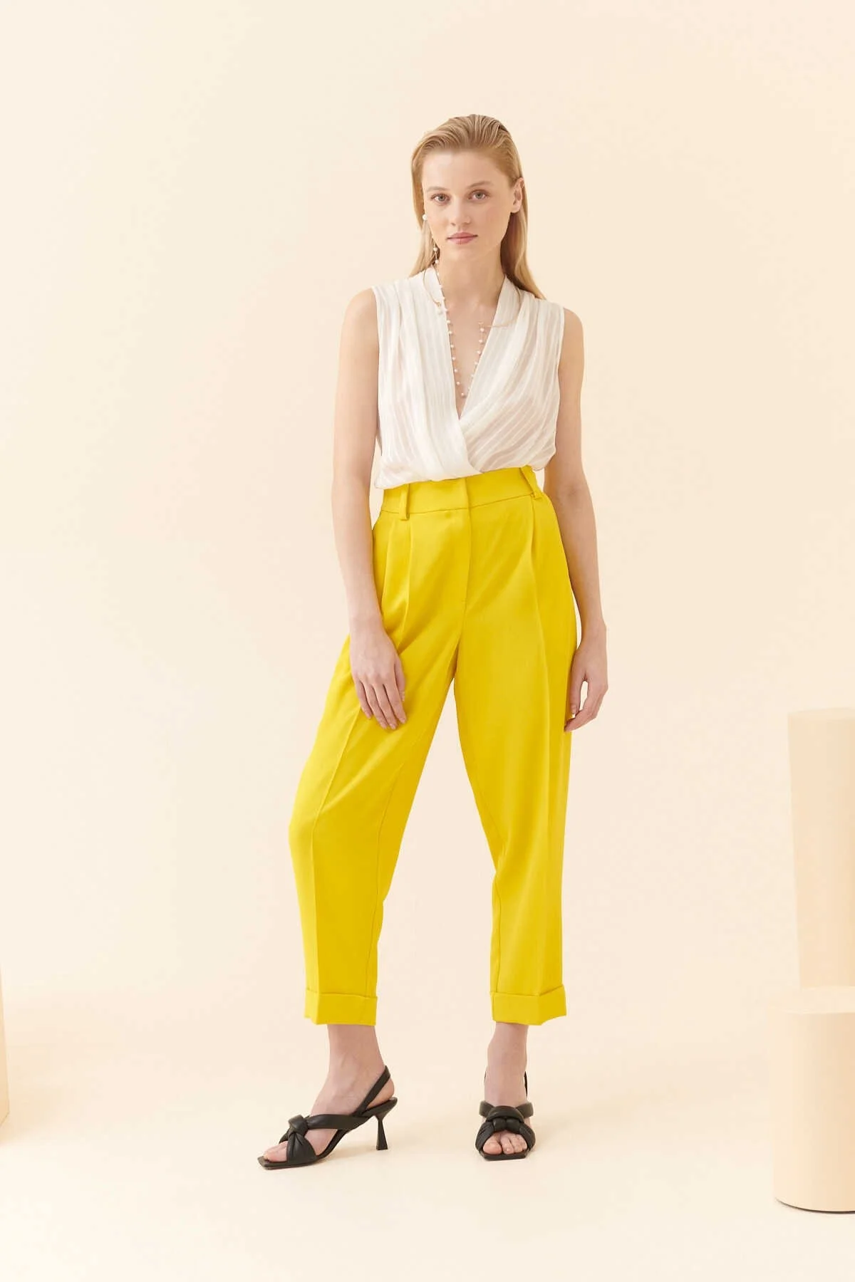  Krep Havuç Pantolon Sarı - 1