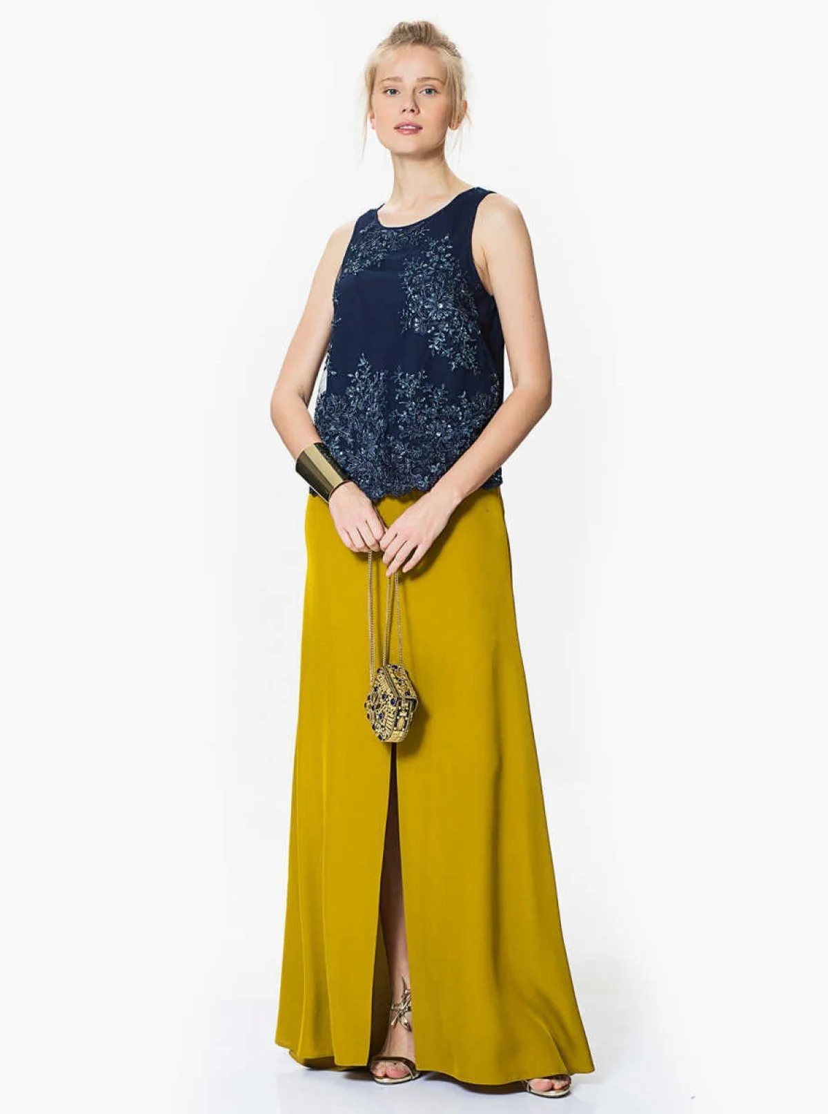 Kuyruk Detaylı Yırtmaçlı Açık Uzun Etek Olive - 1