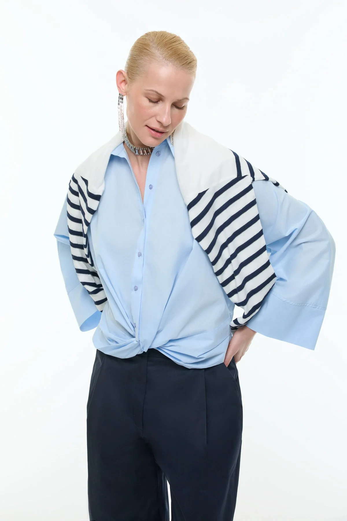 Düğüm Görünümlü Manşet Detaylı Gömlek Mavi - 3