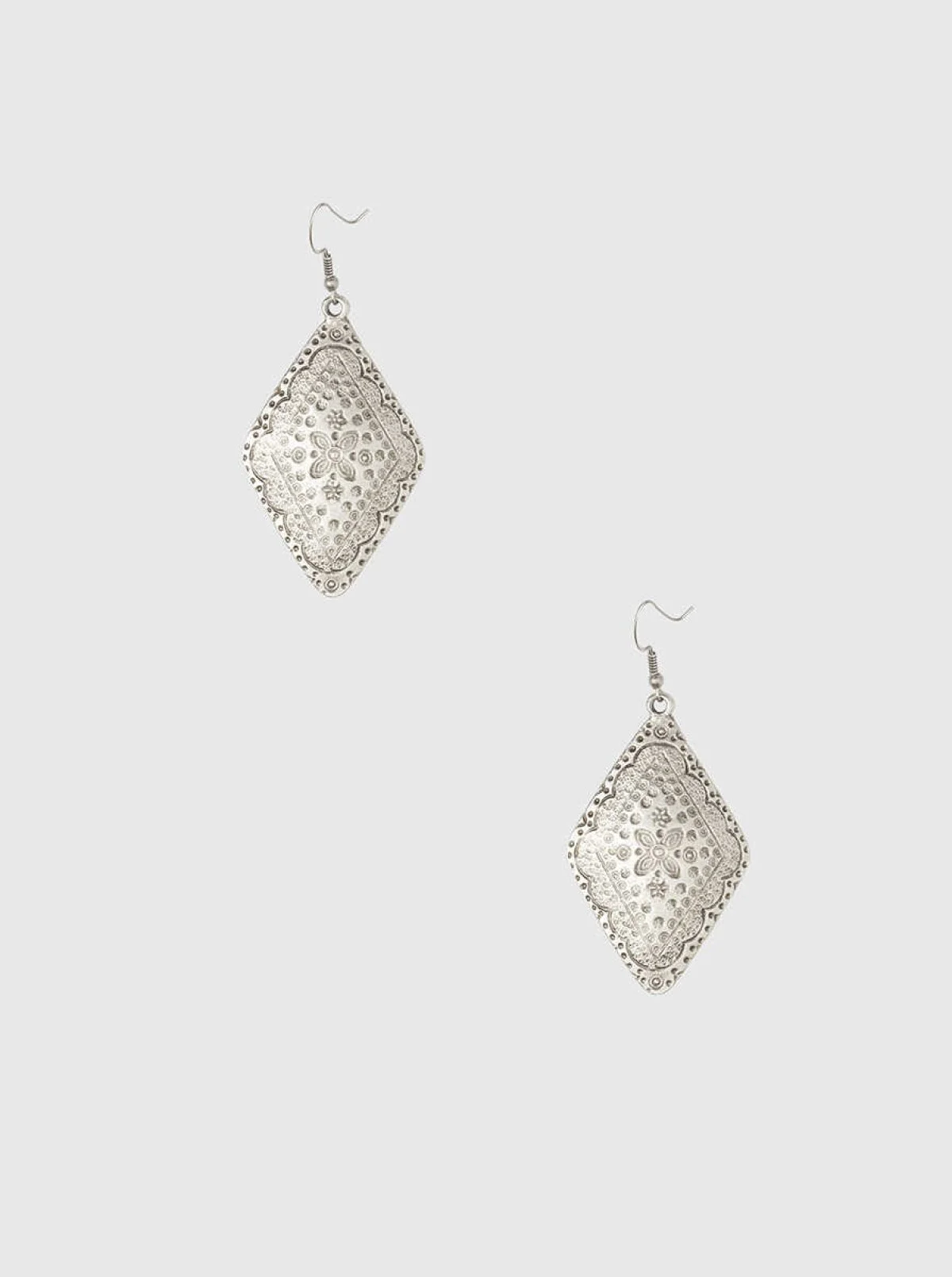  Metal Etnik Küpe Standart Renk - 1