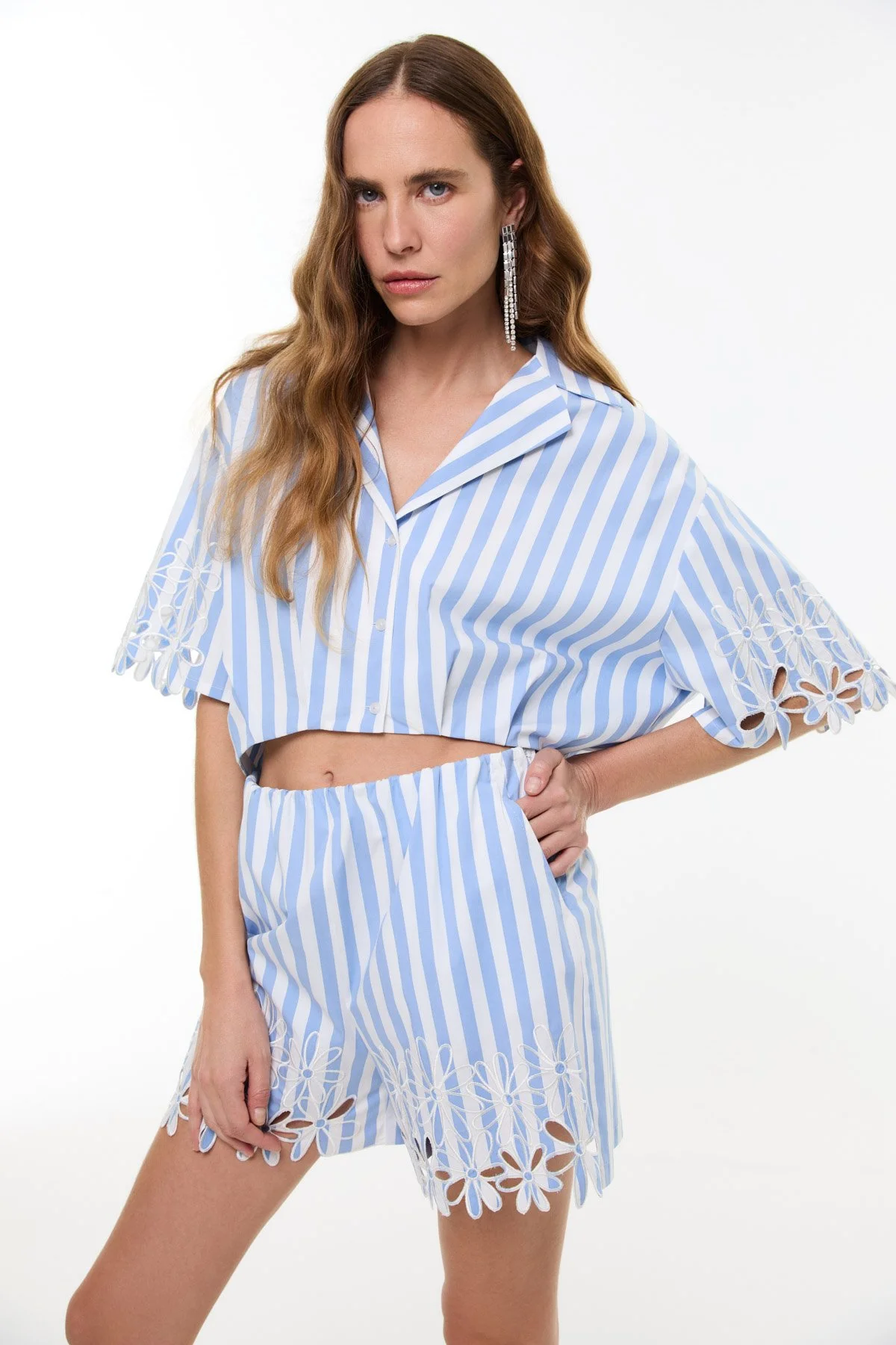 Nakışlı Poplin Şort Mavi - Beyaz - 6