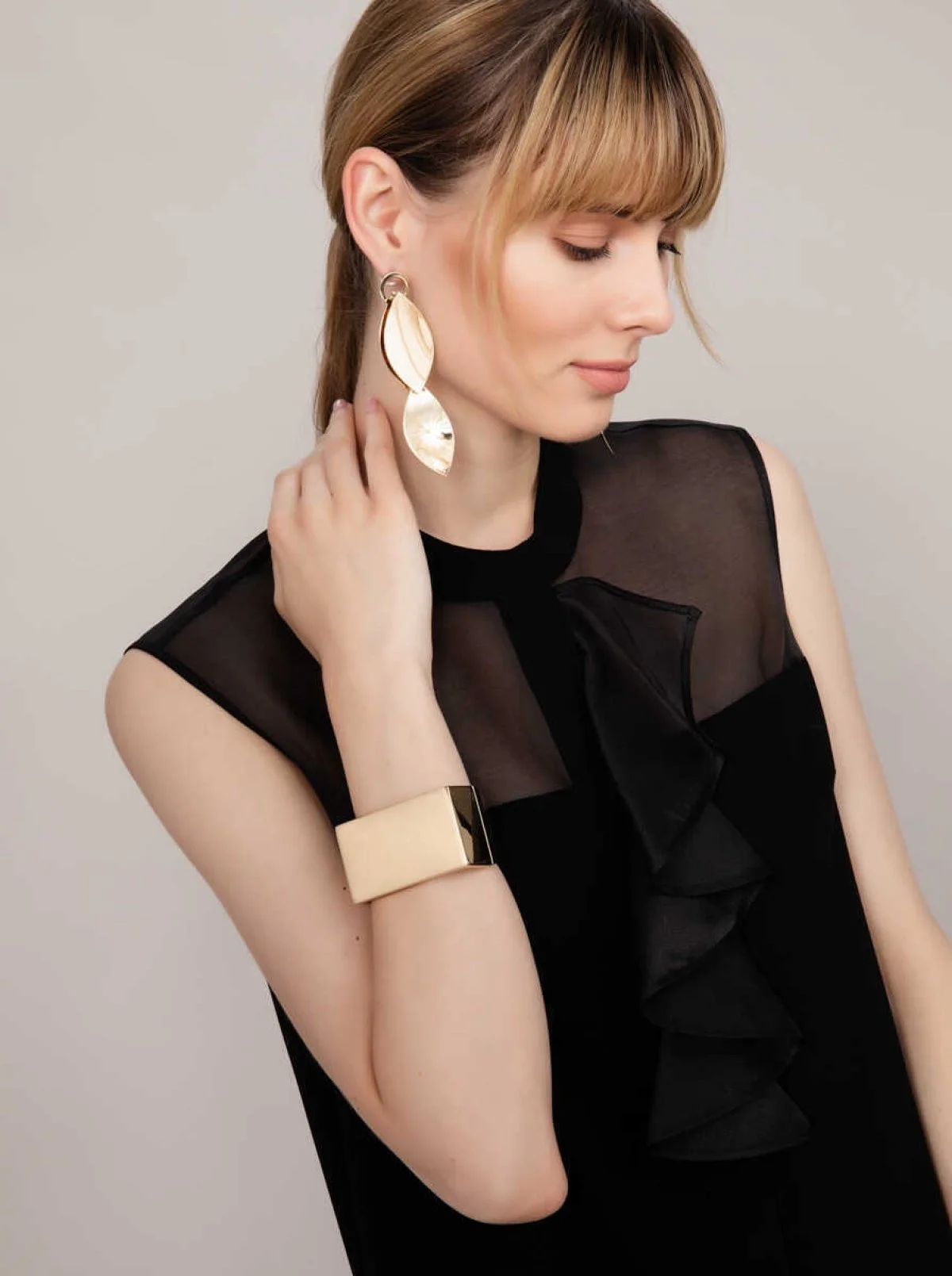  Oluklu Oval Gold Küpe Standart Renk - 1