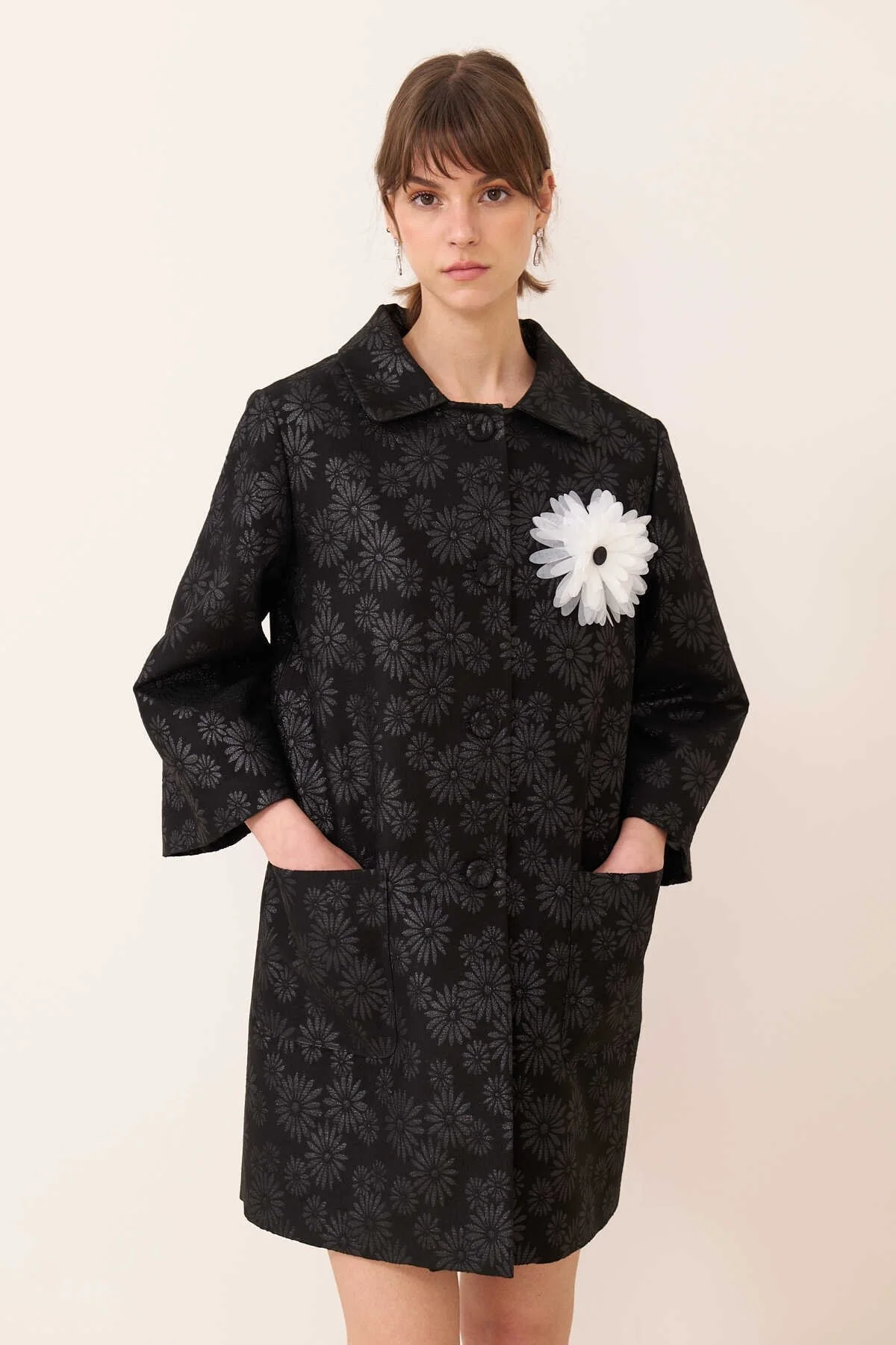 Papatya Figürlü Broş Siyah - 2