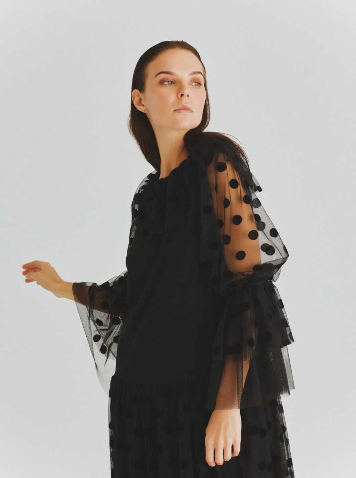  Puantiyeli Tül Detaylı Uzun Elbise Siyah - 3