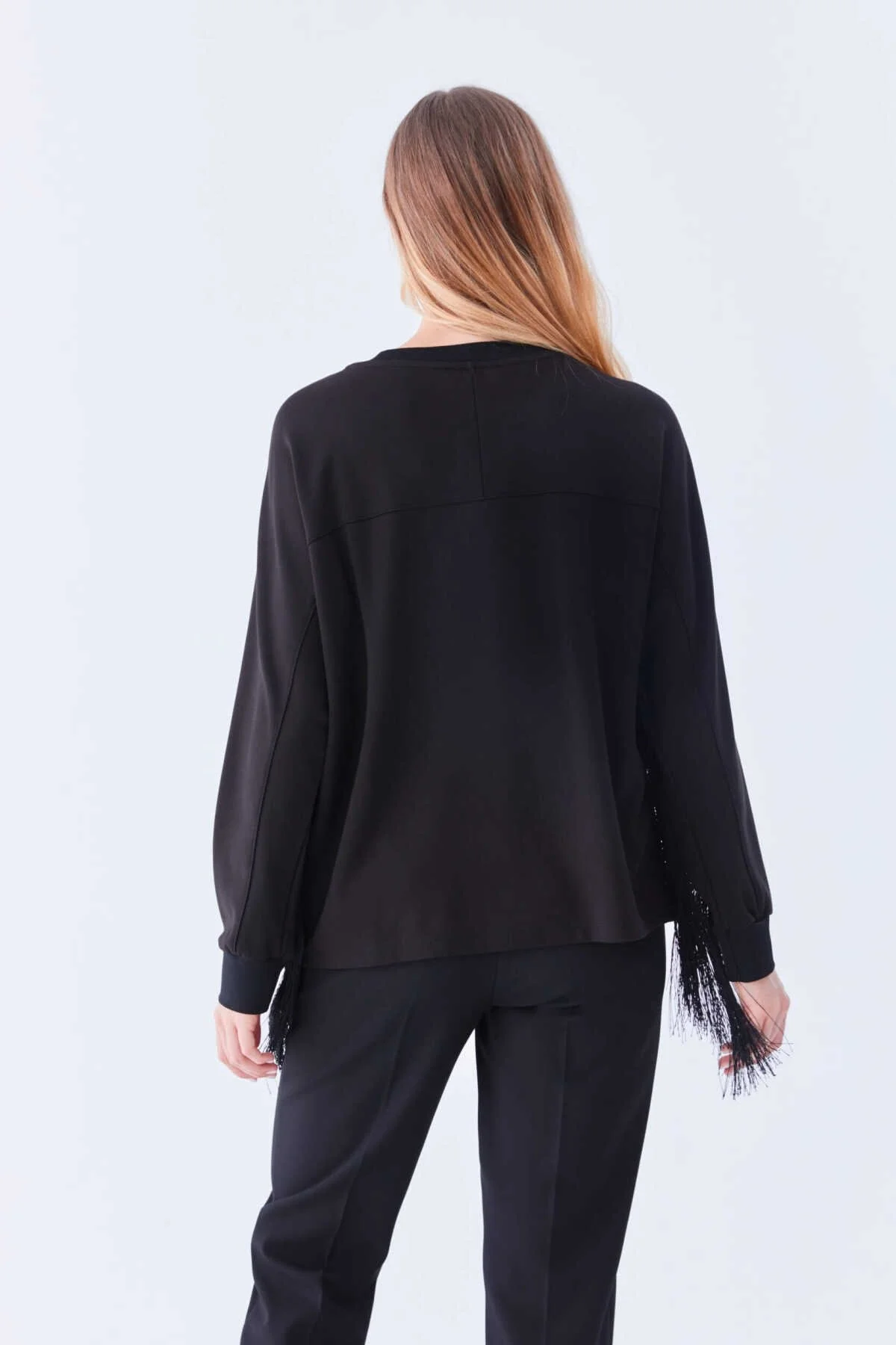  Püsküllü Kadın Sweatshirt Siyah - 2