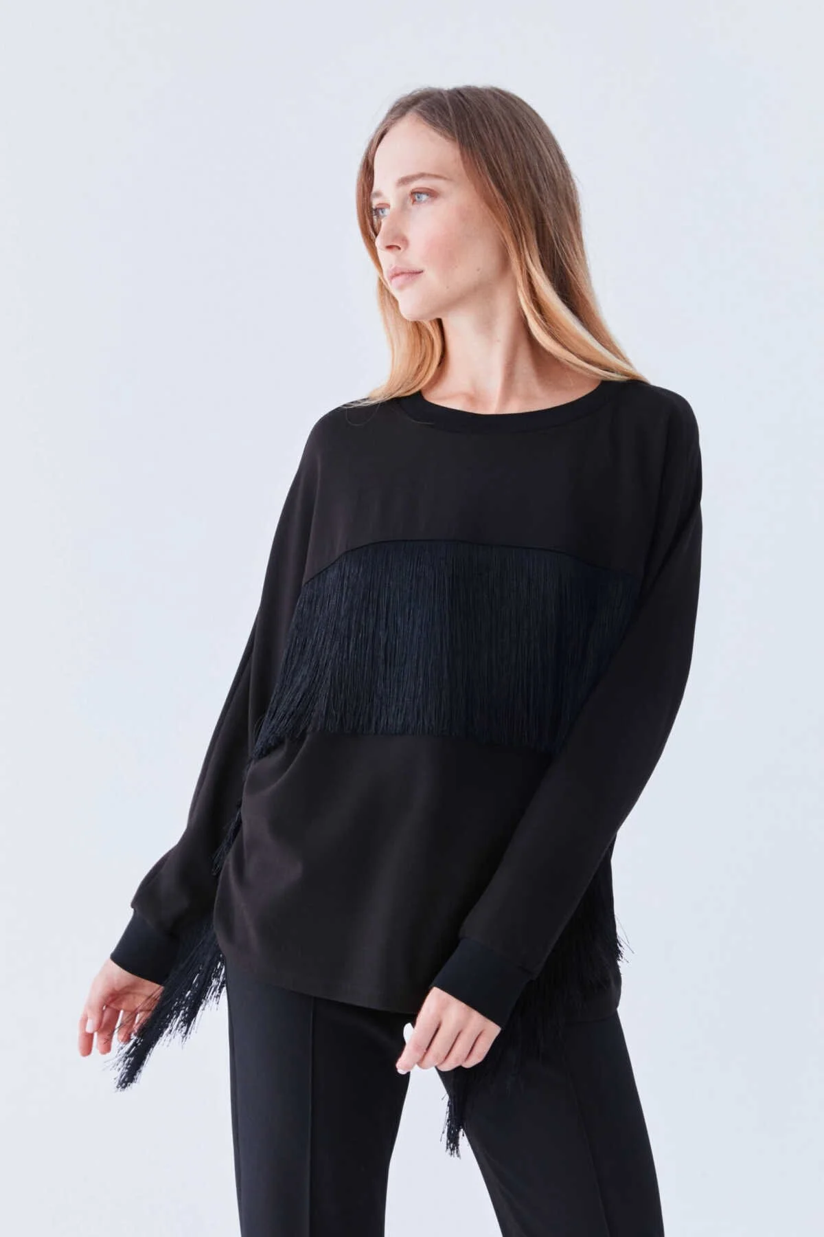  Püsküllü Kadın Sweatshirt Siyah - 3