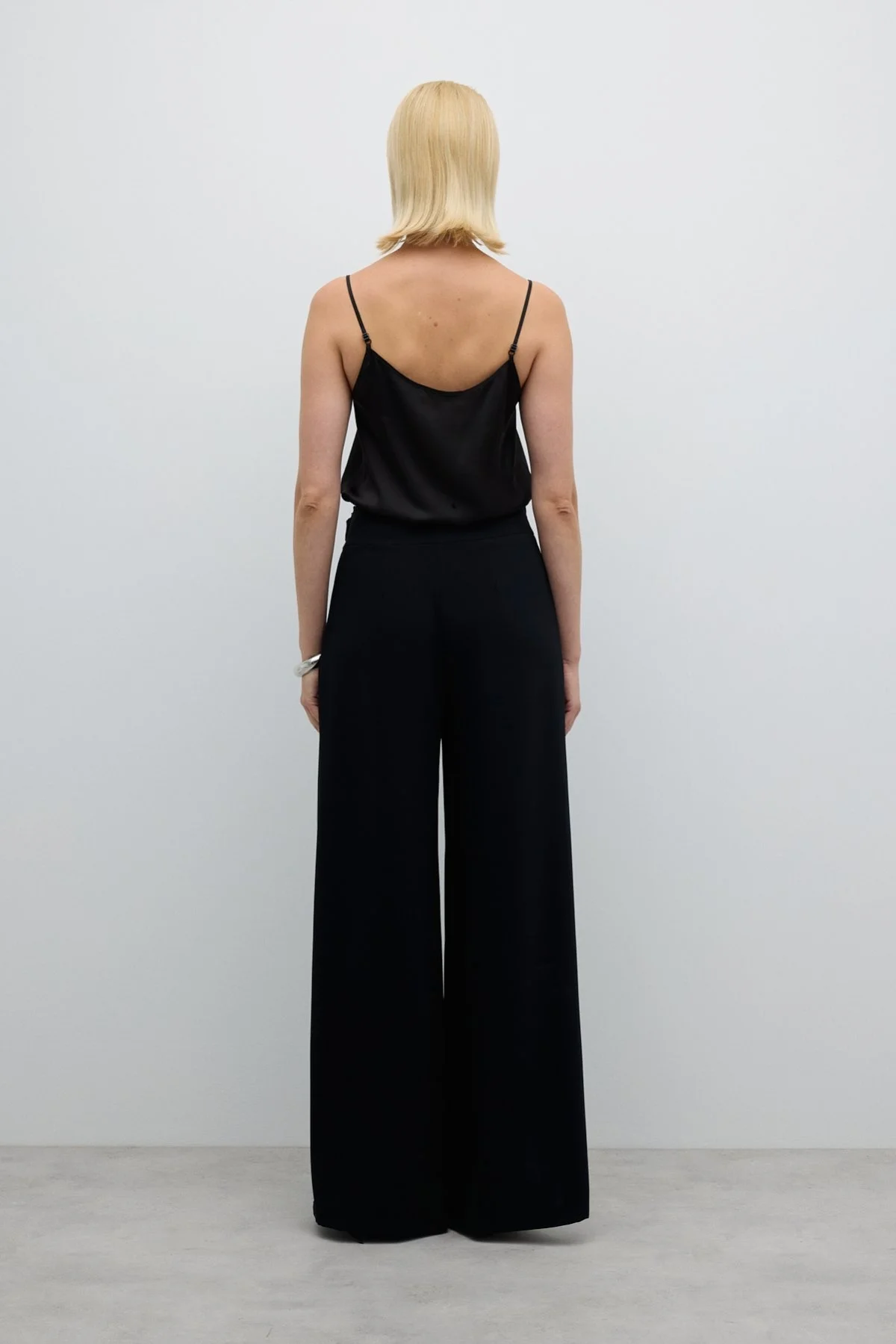 Şerit Detaylı Geniş Paça Pantolon Siyah - 2