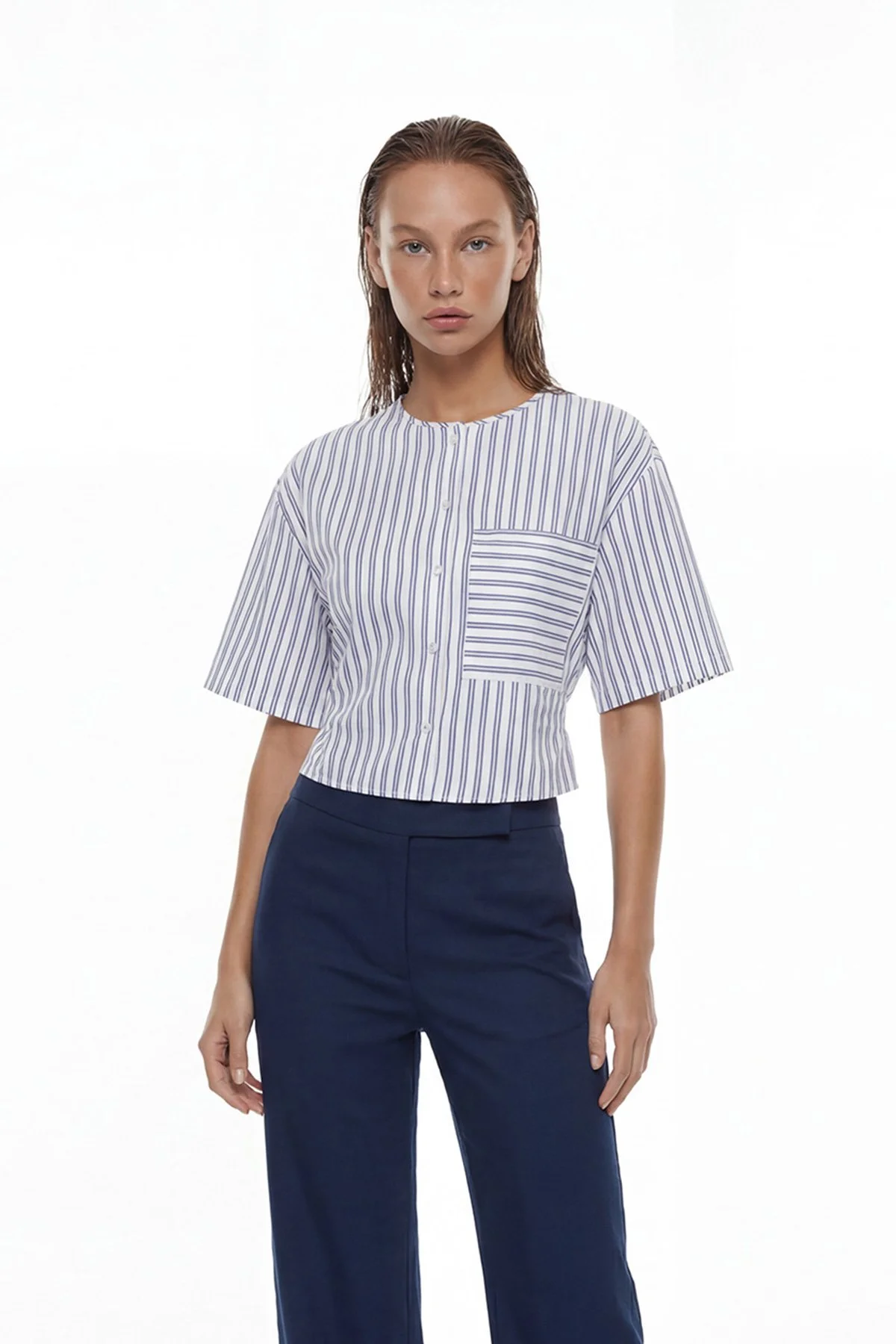 Sırt Dekolteli Bisiklet Yaka Crop Gömlek Standart Renk - 1