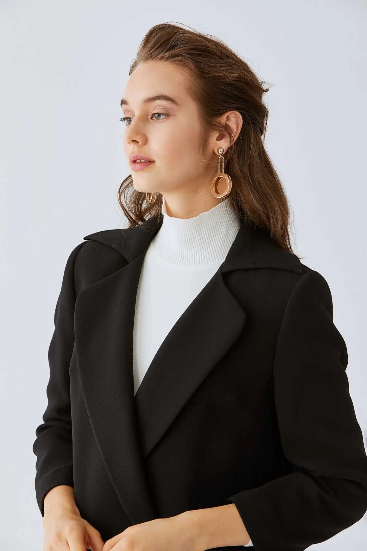  Sırt Detaylı Ceket Siyah - 3