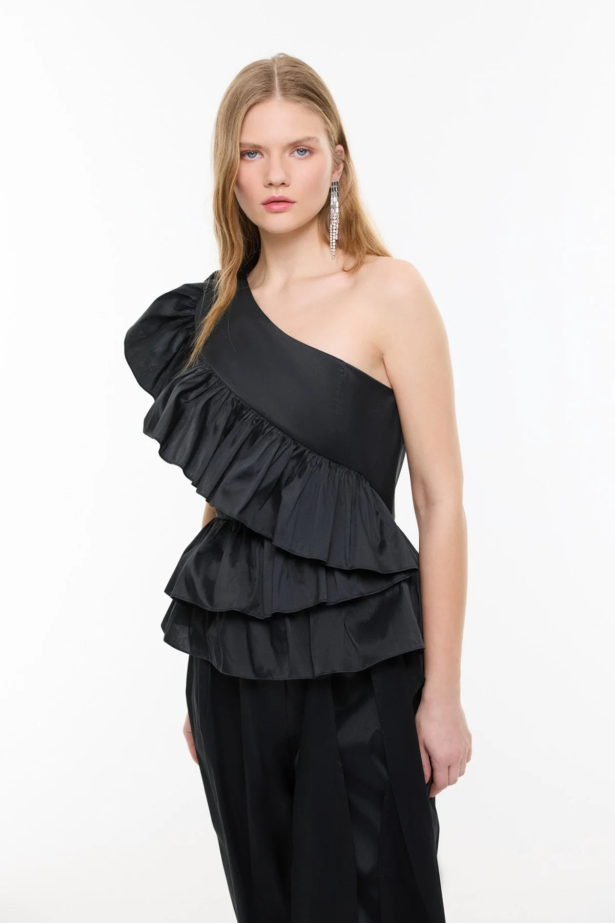 Tek Omuz Volanlı Tafta Bluz Siyah - 1