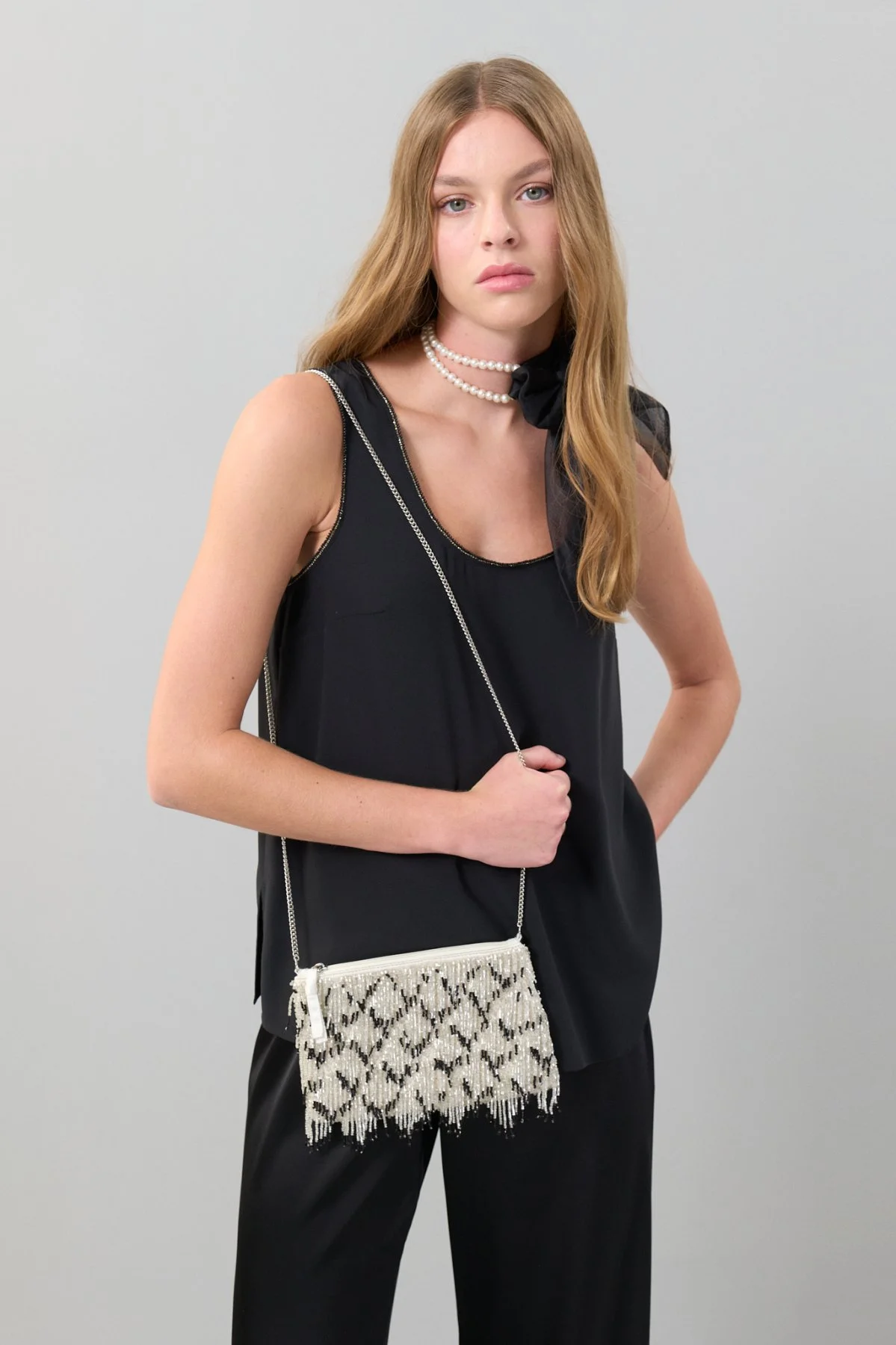 Boncuk İşlemeli Clutch Çanta - 1