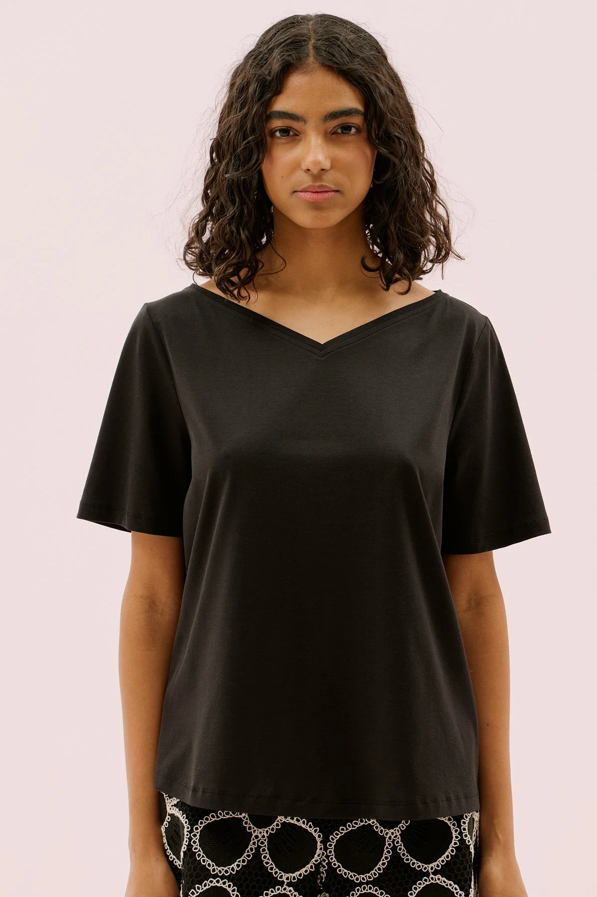 Kayık V Yaka Kısa Kol T-Shirt Siyah - 3