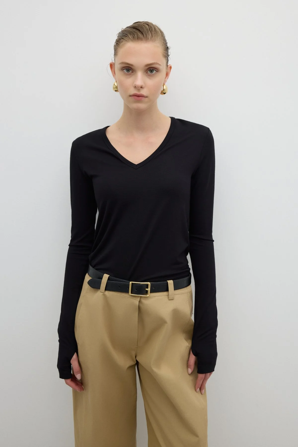 V Yaka Uzun Kol Basic T-shirt Siyah - 1