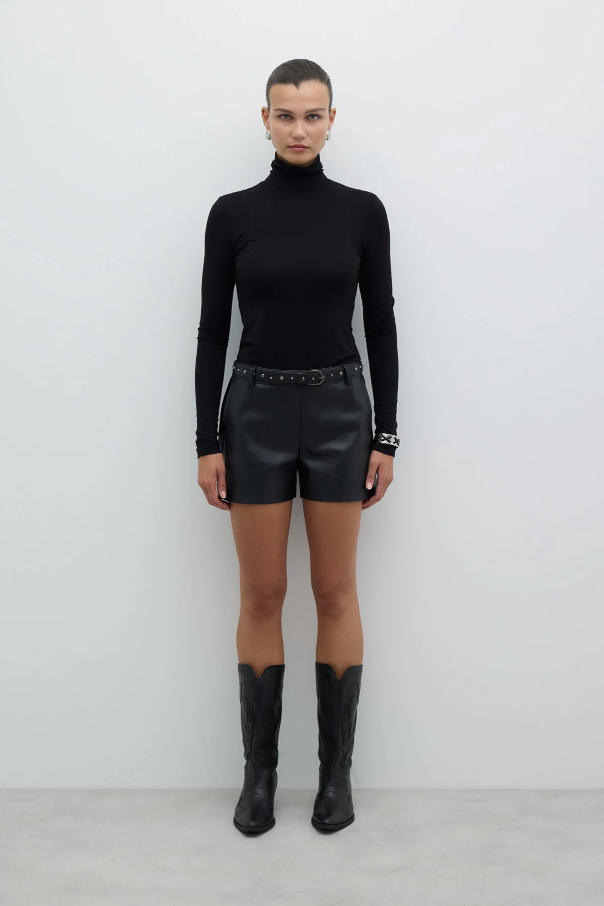 Balıkçı Yaka Uzun Kol Basic T-shirt Siyah - 4
