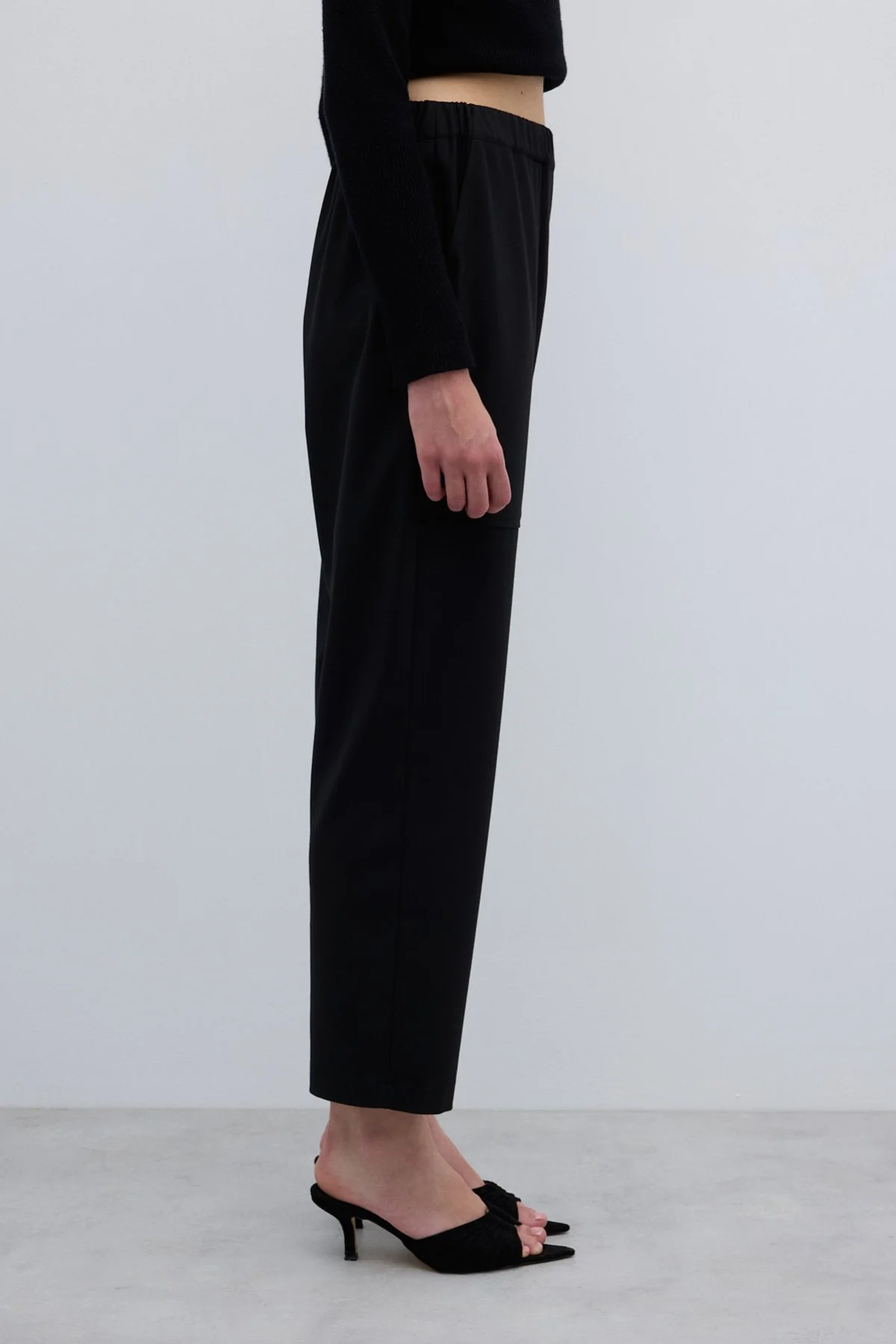 Beli Lastikli Düz Paça Pantolon Siyah - 3