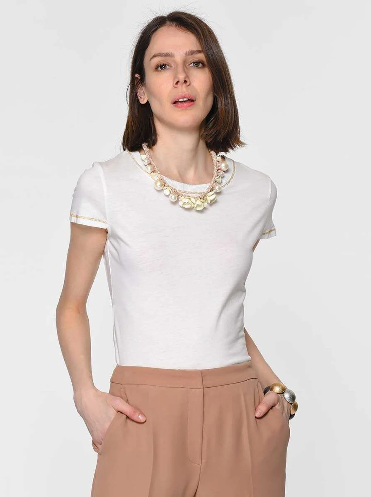 V Yaka Basic T-shırt Kemik - 1