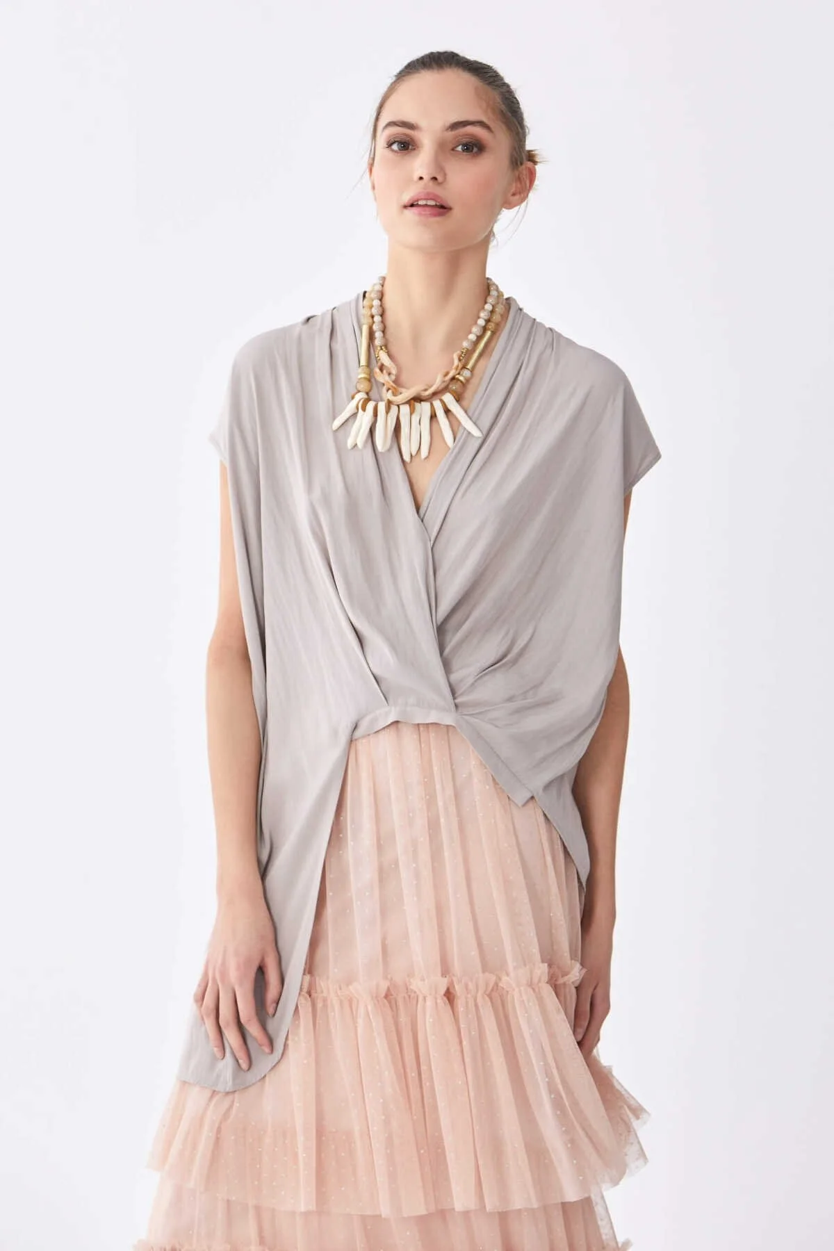 V Yaka Bel Detaylı Bluz Taş - 4