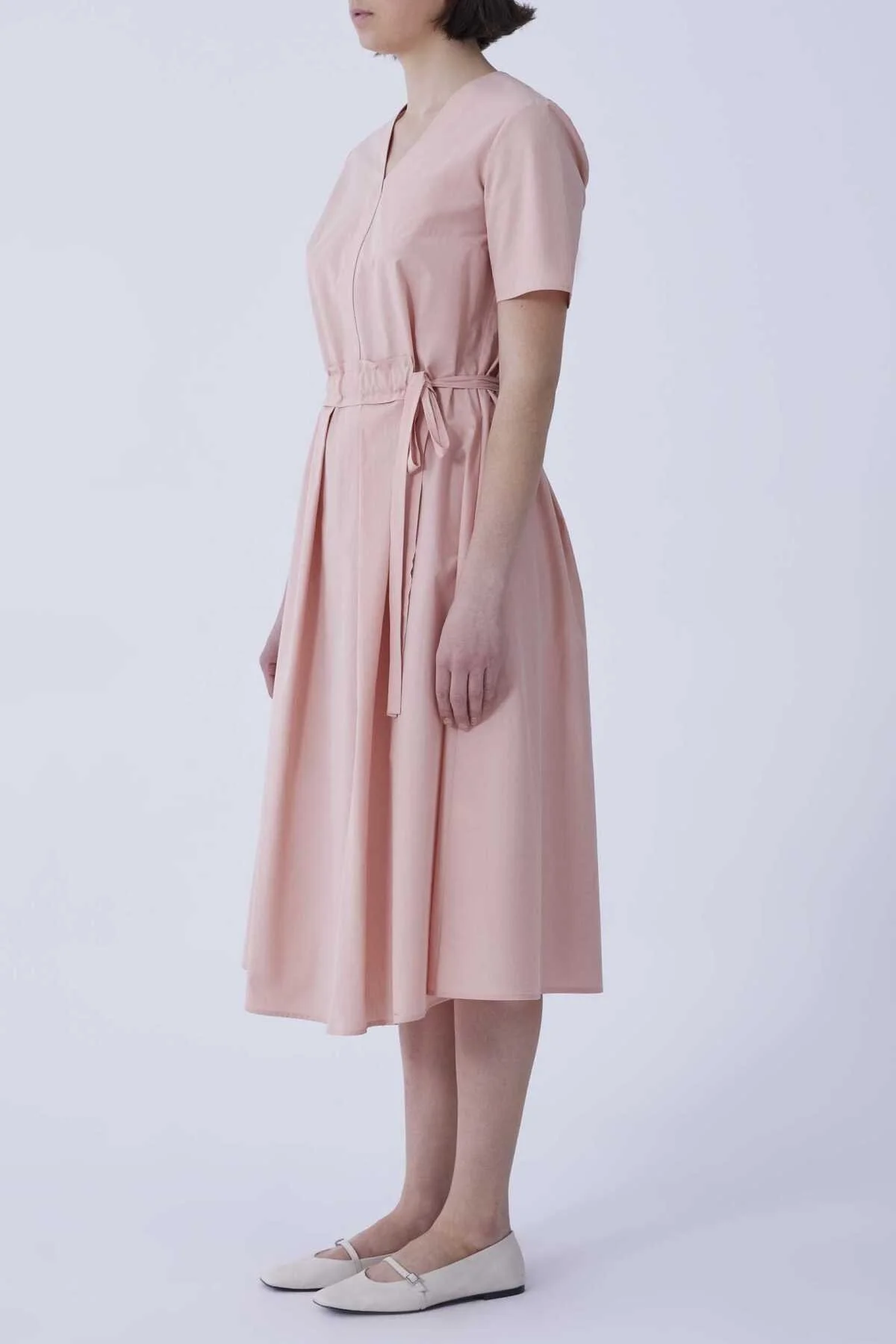 V Yaka Bel Detaylı Midi Elbise Pembe - 3