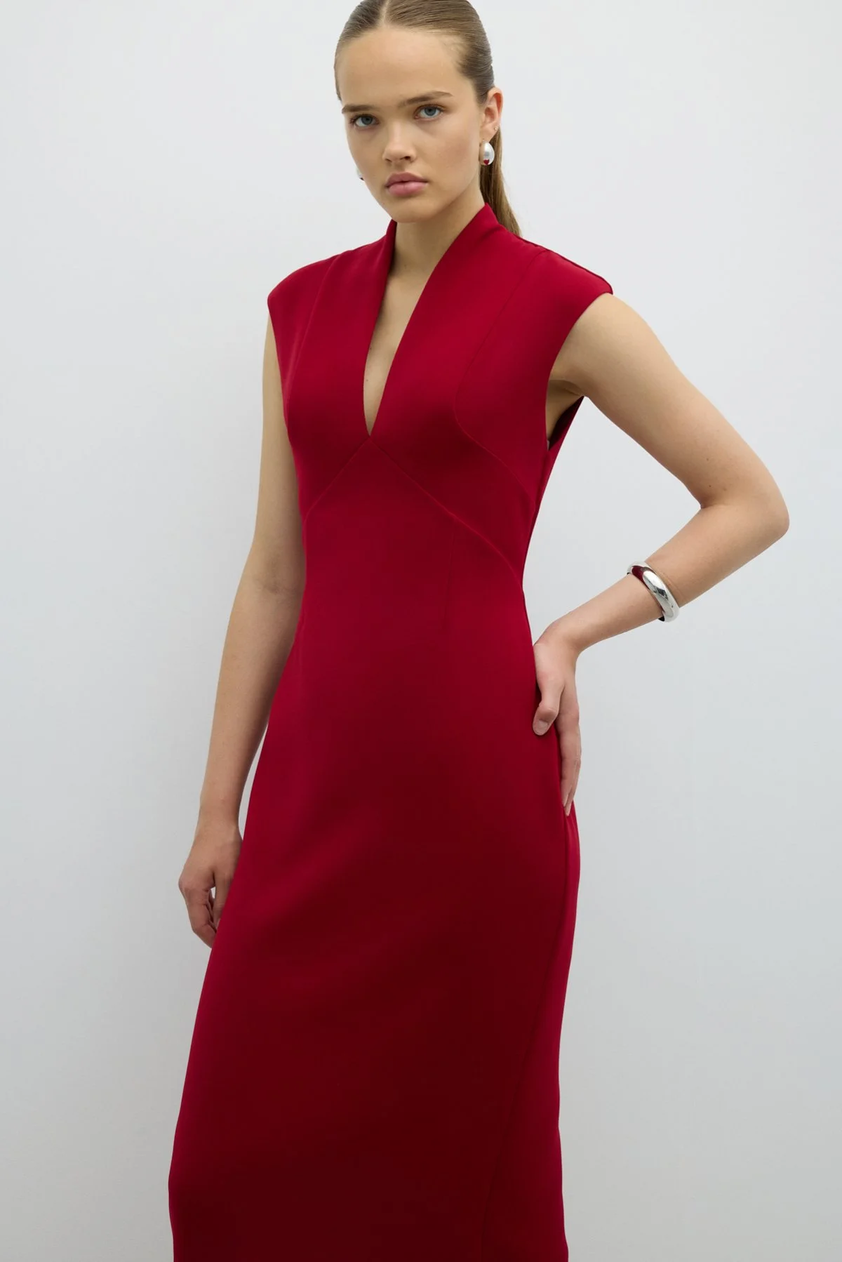V Yaka Cup Detaylı Midi Boy Elbise Bordo - 3
