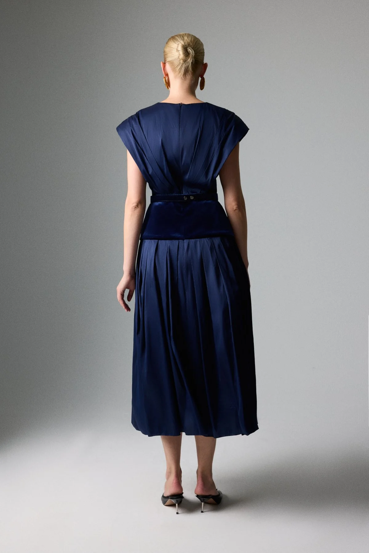 V Yaka Drapeli Kadife Detaylı Tafta Elbise Lacivert - 2