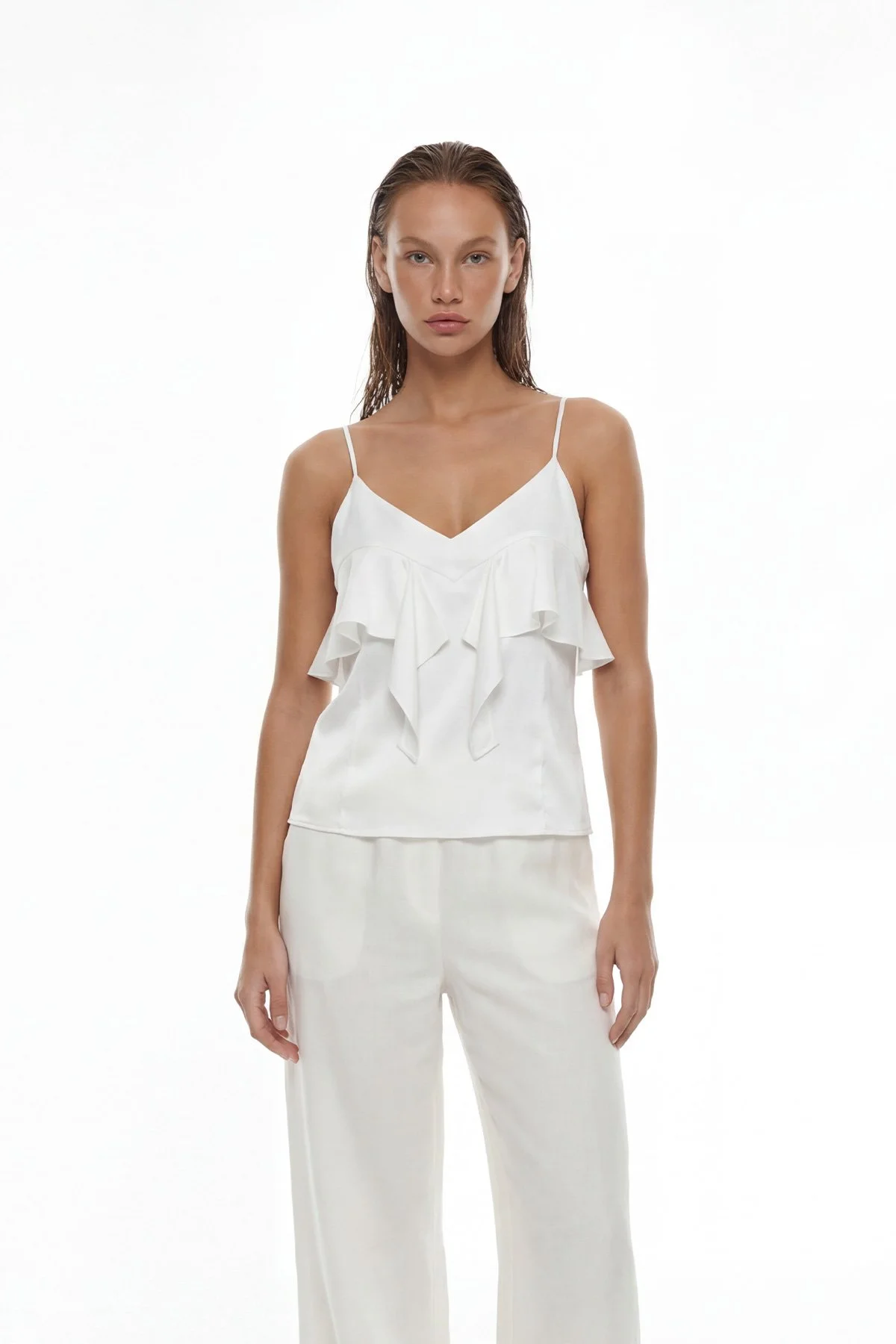 V Yaka İnce Askılı Volan Detaylı Bluz Beyaz - 1