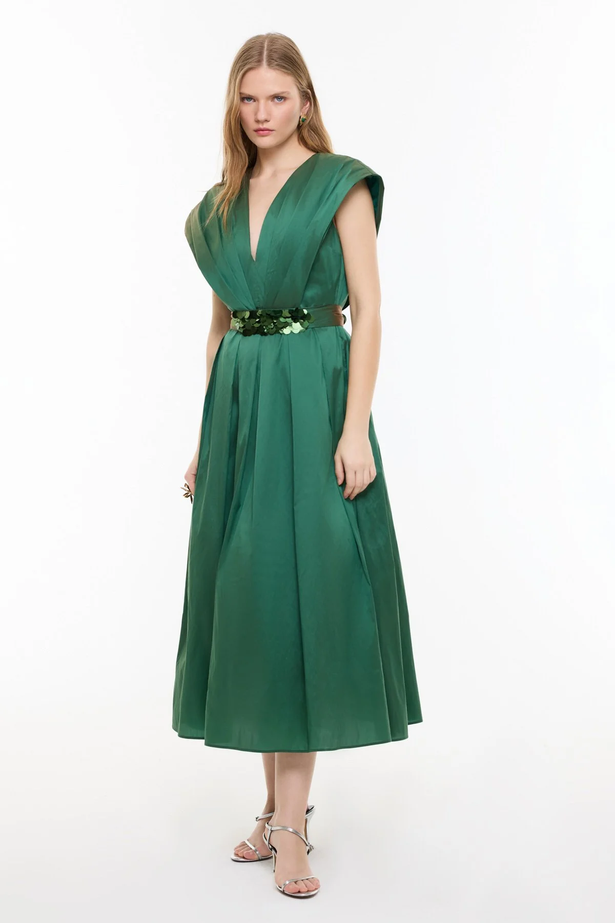 V Yaka Pileli Midi Boy Tafta Elbise Yeşil - 1