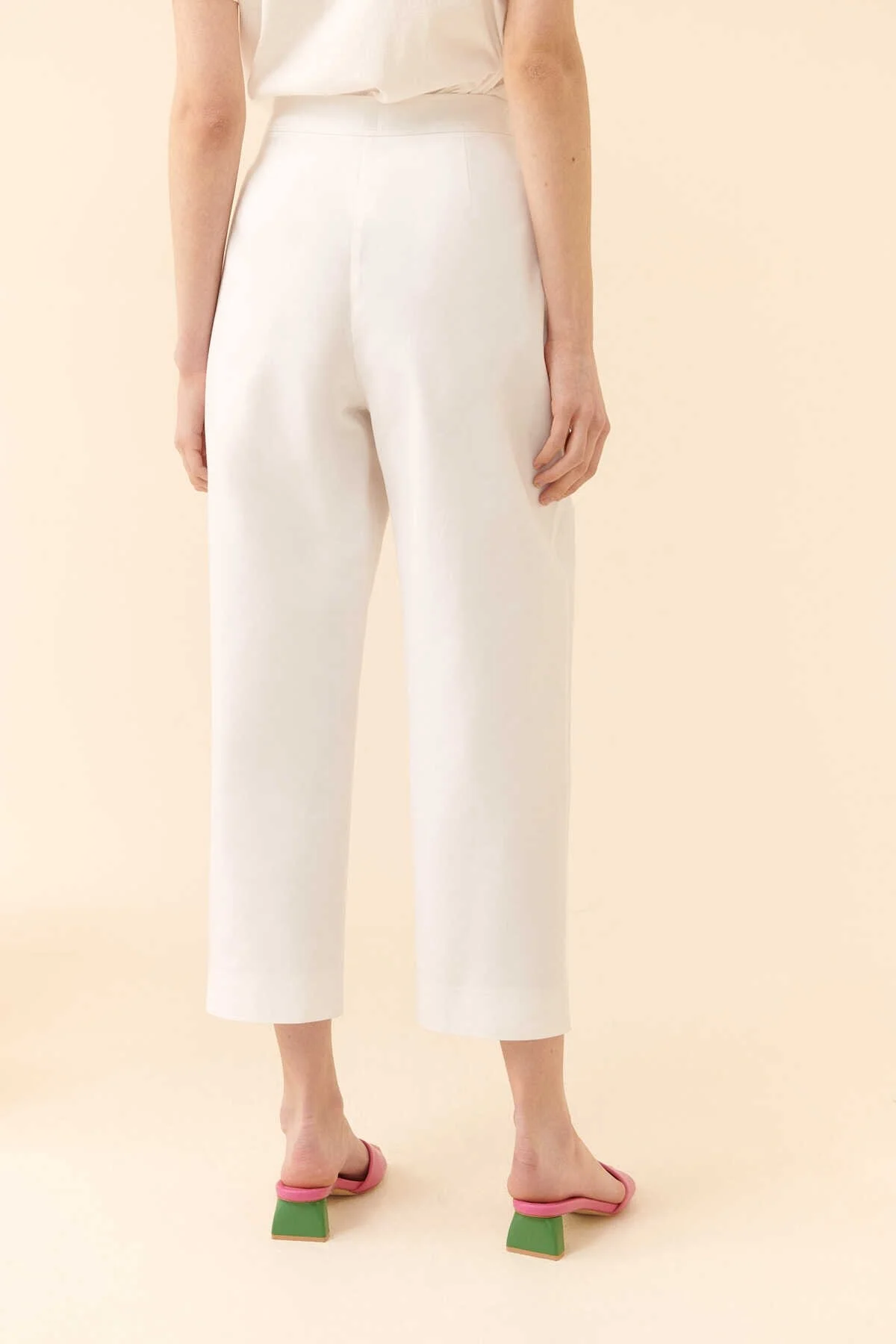 Yarım Paça Pantolon Beyaz - 2