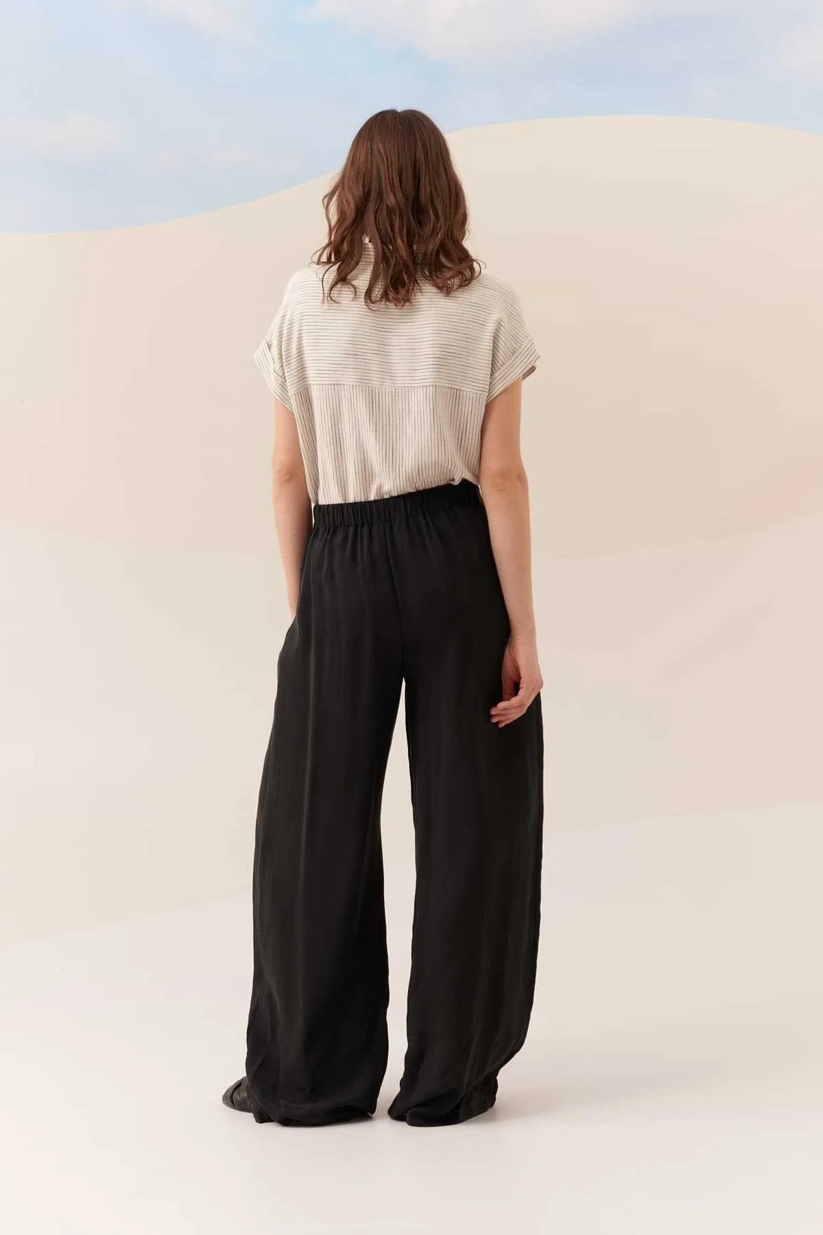 Yanları Cepli Geniş Paça Pantolon Siyah - 2