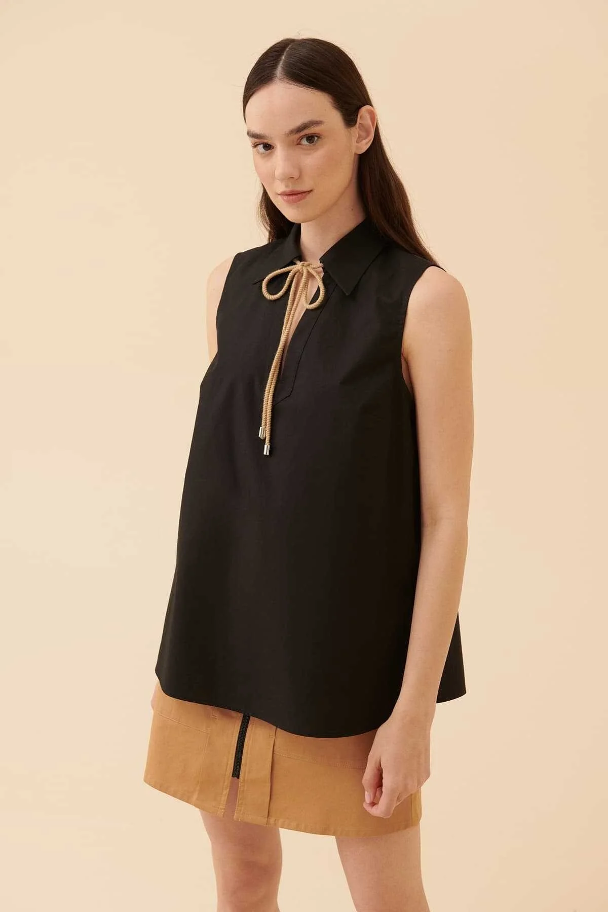 Kolsuz Bluz Siyah - 1