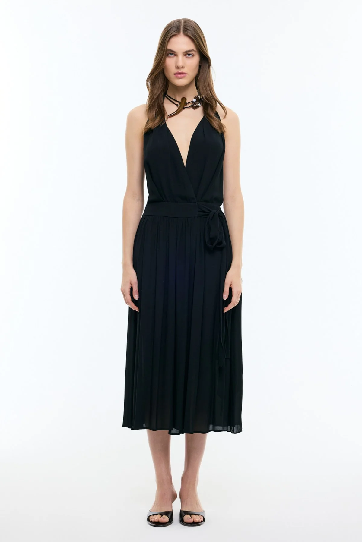 Boyundan Geçmeli Sırt Dekolteli Kruvaze Midi Boy Elbise Siyah - 1