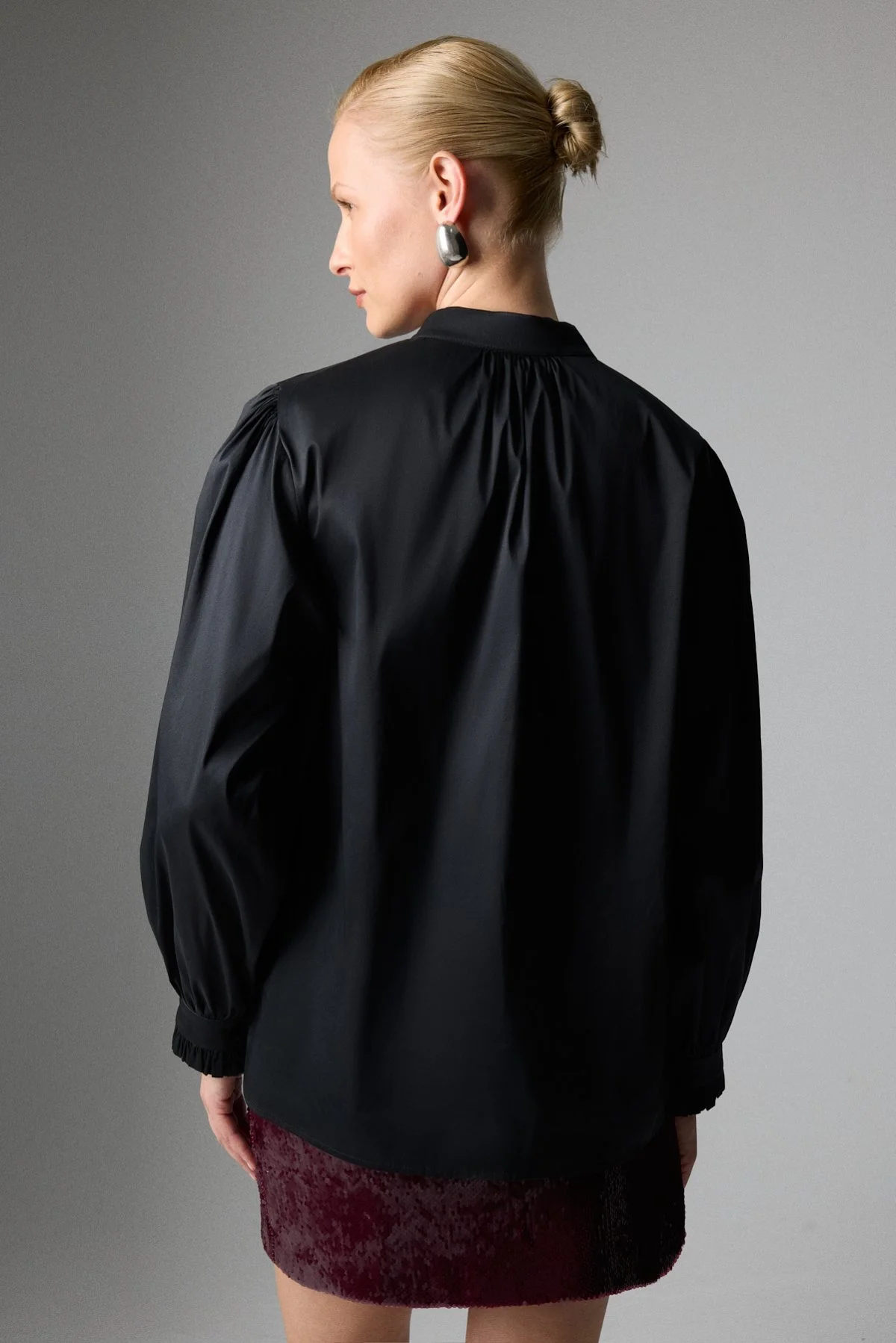 Yakası Bağlamalı Gömlek Siyah - 2