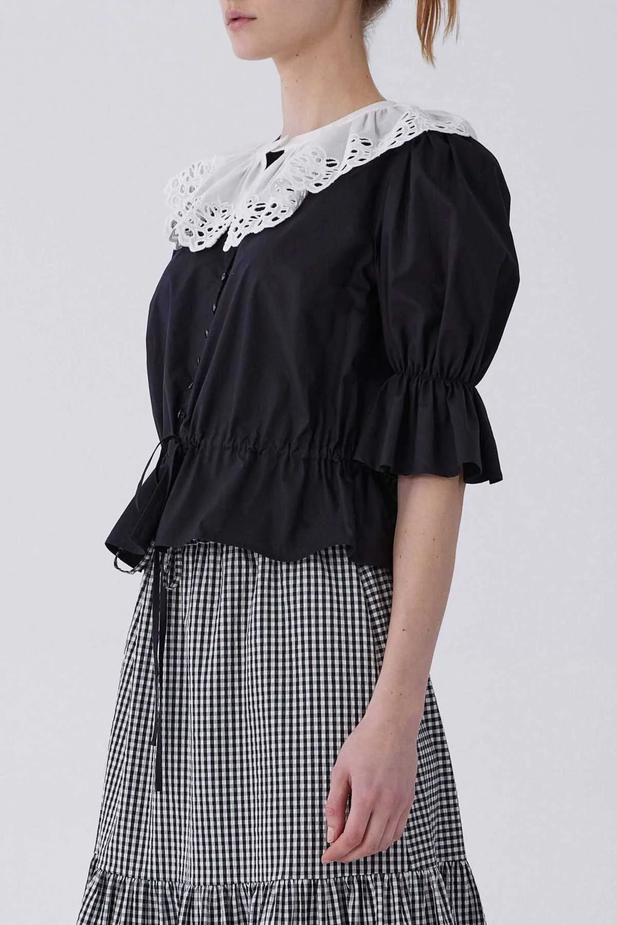 Yakası Beyaz Fistolu Gömlek Siyah - 3