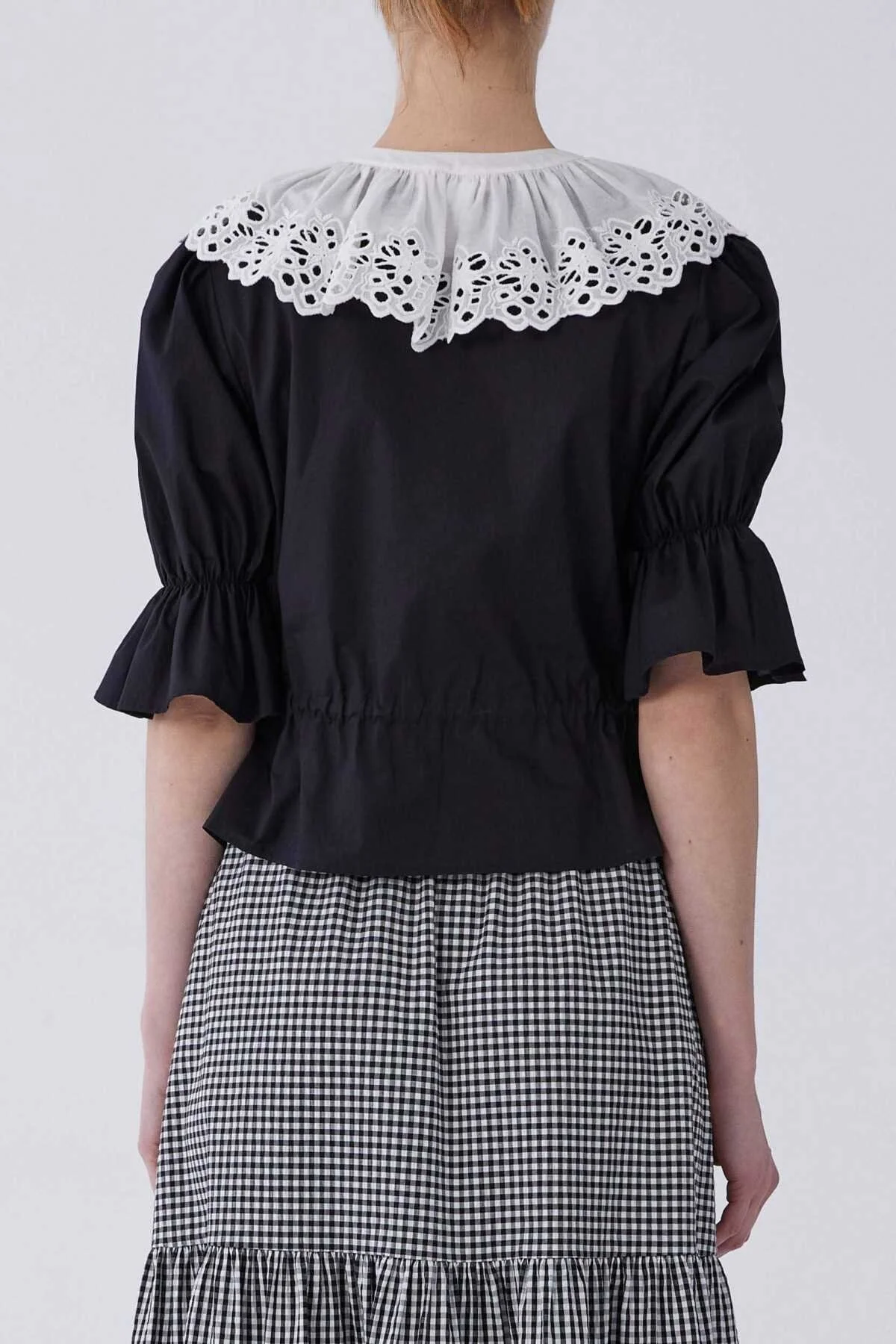 Yakası Beyaz Fistolu Gömlek Siyah - 2