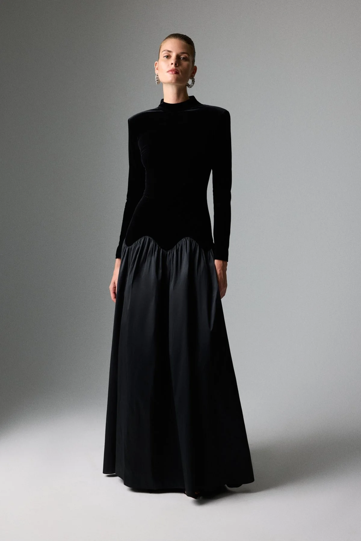 Yarım Balıkçı Uzun Kollu Maksi Elbise Siyah - 1