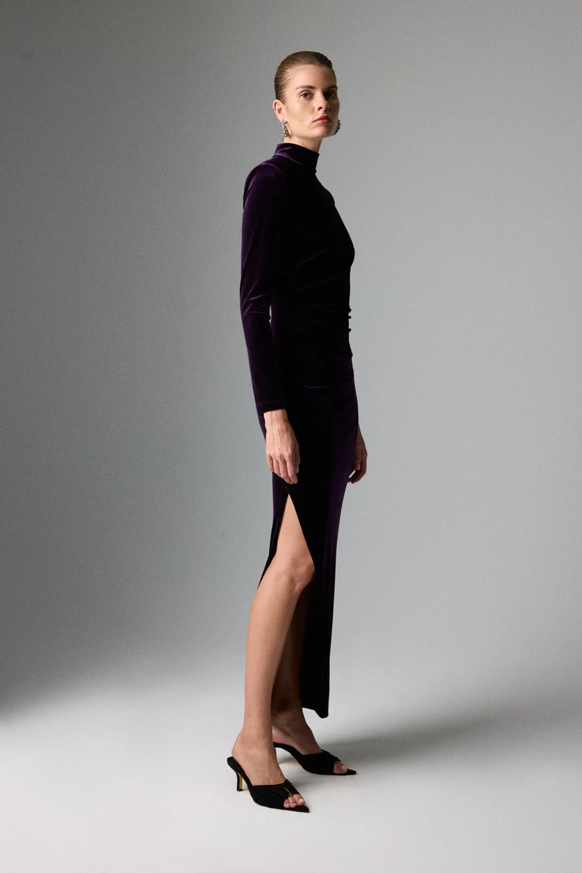 Yarım Balıkçı Yaka Drape ve Yırtmaç Detaylı Midi Boy Elbise Mürdüm - 3