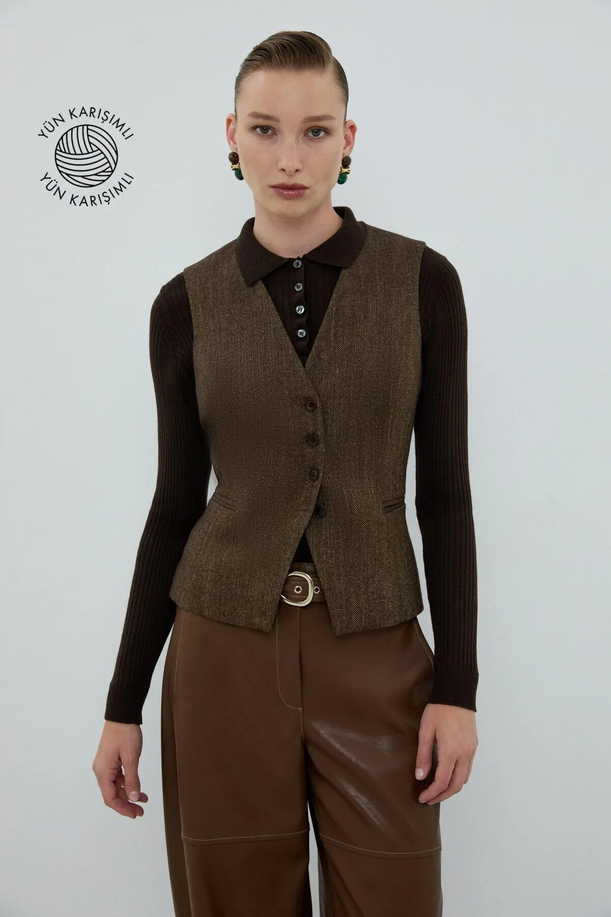 Yün Karışımlı V Yaka Önü Düğmeli Yelek Kahve - 1
