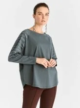  Kol İşlemeli Kadın Sweatshirt Standart Renk - 1