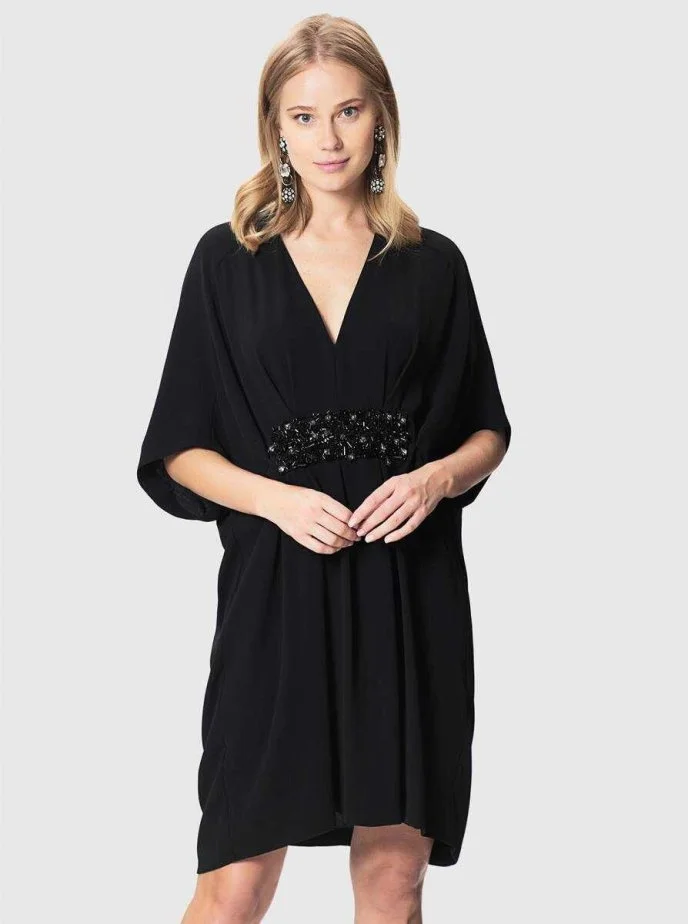  V Yaka Beli Boncuk İşlemeli Elbise Siyah - 4