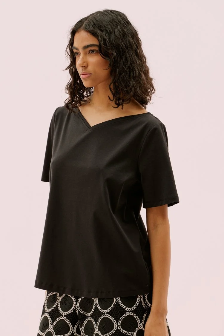 Kayık V Yaka Kısa Kol T-Shirt Siyah - 3